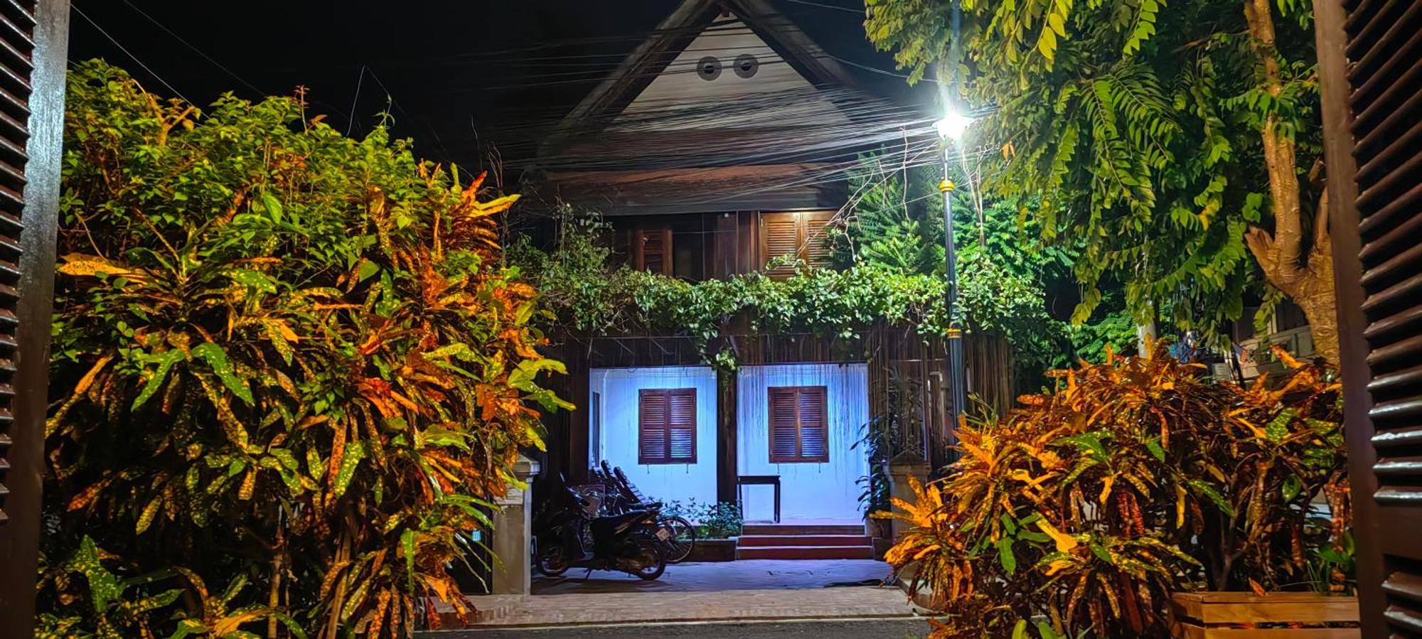 Ancient Luangprabang Hotel Dış mekan fotoğraf